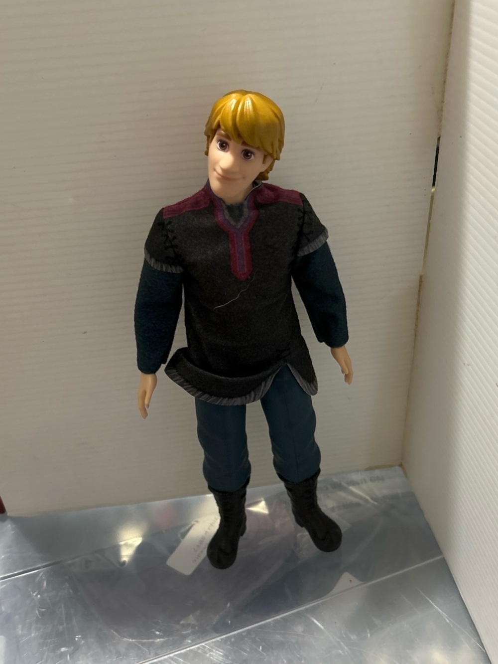 Disney Kristoff Action Figure Blonde Hair Black and Blue Outfit